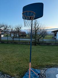 Canestro per bambini altezza circa 2,5mt