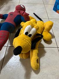 Peluches disney/marvel