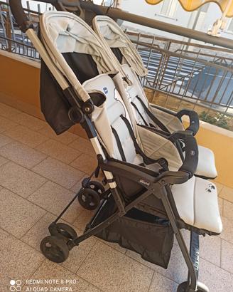 Passeggino gemellare della Chicco 