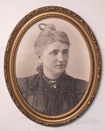 Cornice lavorata ovale– Ritratto anni ‘30