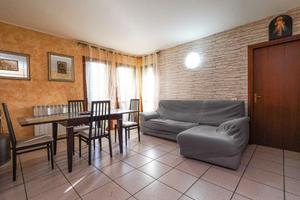 LUMINOSO TRILOCALE CON DOPPIA ESPOSIZIONE A TERNO