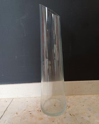 Vaso monofiore in Vetro – Moderno a Taglio Obliquo