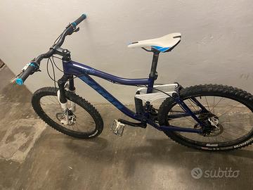 MTB 26” Full Suspension – Freni a Disco