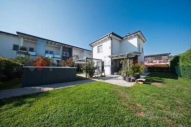 Villa singola Arona [678VRG]