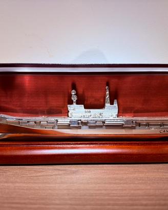 Modellino Portaerei Cavour e Crest