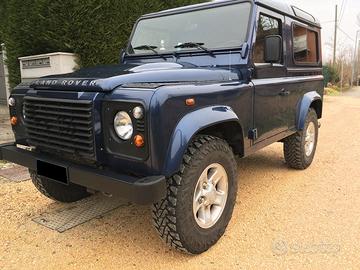 Land Rover Defender 90 2.4 td S SW