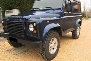 Land Rover Defender 90 2.4 td S SW