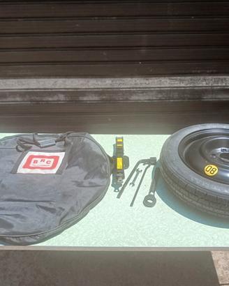 Kit d'emergenza auto.