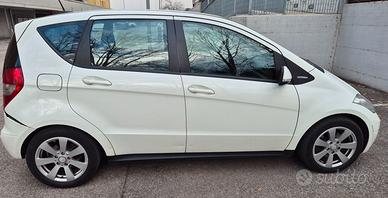 Mercedes A160