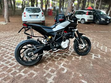 Husqvarna nuda 900r