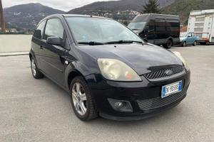 Ford Fiesta 1.2 16V 3p. Ghia - Neopatentati - Unic