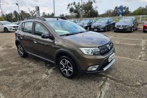 DACIA SanderoStepway1.0TCe100 ECO-G 15th Anniv