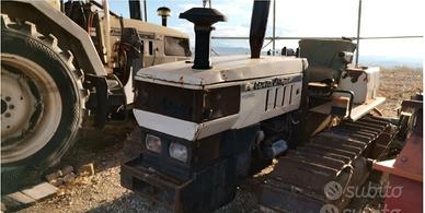 Trattore agricolo cingolato Lamborghini + attrezzi