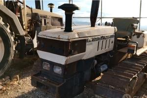 Trattore agricolo cingolato Lamborghini + attrezzi