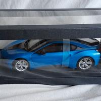 BMW i8 Paragon 1:18 diecast come nuovo