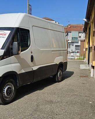 IVECO DAILY 35S12 2.3 HTP PM-TM 116 CV - LUNGHEZZA