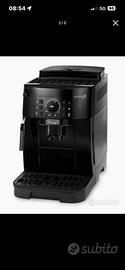 Macchina caffè DeLonghi Magnifica S ECAM12.121B