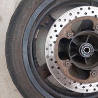 Cerchi e ruote Xmax 250 anno 2010