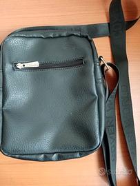 Vendisi traccola uomo