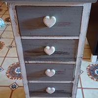 CASSETTIERA SHABBY CHIC CON CUORI - 5 CASSETTI