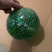 Vaso sferico verde vetri mosaico