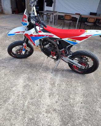 moto Fantic 50 motard