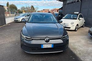 Volkswagen Golf 8 - 2.0 TDI - Tutto Incluso - Supe