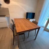 tavolo legno e metallo