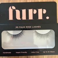 Unghie e Ciglia finte