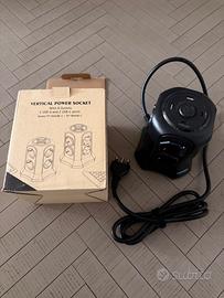 Multipresa verticale 16A con 8 Schuko + 4 USB