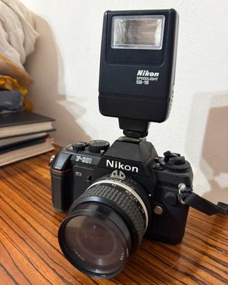 Nikon F301 + Nikkor 35 mm 1:2,8