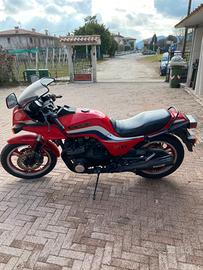 Kawasaki GPZ 750 Unitrak del 1986, con 8760 km