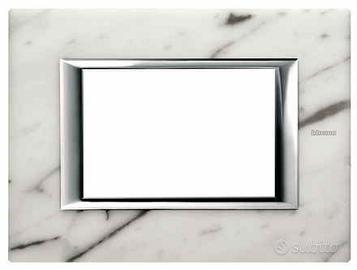 HA4803RMC axolute bticino placca 3p marmo carrara
