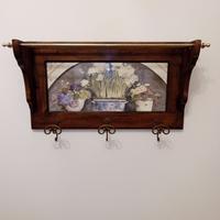 Appendiabiti vintage in legno con cappelliera