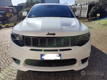 Jeep trackhawk