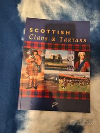 Libro in inglese sulla storia dei clan scozzesi