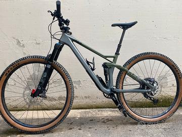 Cube Stereo ONE22 HPC TM flashgrey olive taglia M