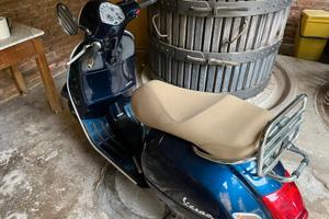 vespa GTS 300