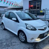 Toyota Aygo 1.0 12V VVT-i 5 porte Cool Soda Connec