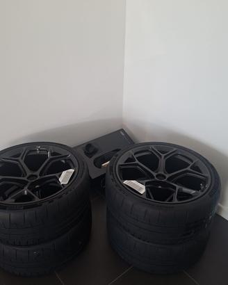 Cerchioni e gomme Audi RS4 25 year edition