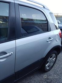 Porta posteriore sinistra FIAT SEDICI del 2007