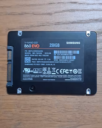 SSD Samsung 860 EV0 250GB