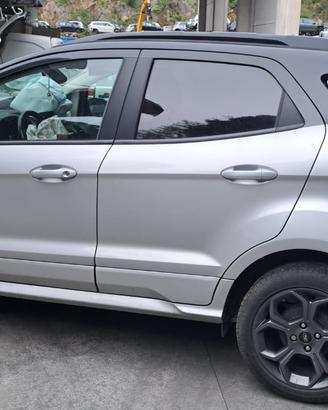 FORD ECOSPORT DISPONIBILE SOLO PER RICAMBI