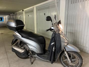 HONDA SH 300