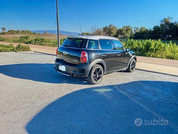 Mini countryman Cooper SD