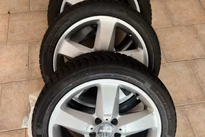 CERCHI ORIGINALI MERCEDES SLK 17”CON GOMME INVERNO