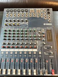 Mixer yamaha MG124CX