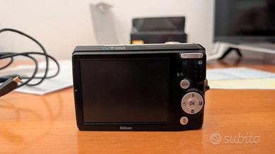 Nikon Coolpix L20