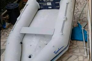 Tender Bombard Typhoon con motore Selva 4CV