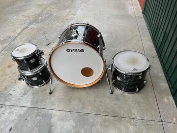 Batteria Yamaha Maple Custom  22"- 10"-12"- 14"